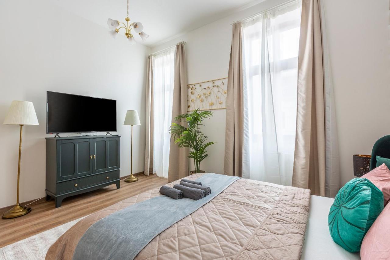 Explore Budapest From A Luxurious Cozy Apartment Budapeste Exterior foto